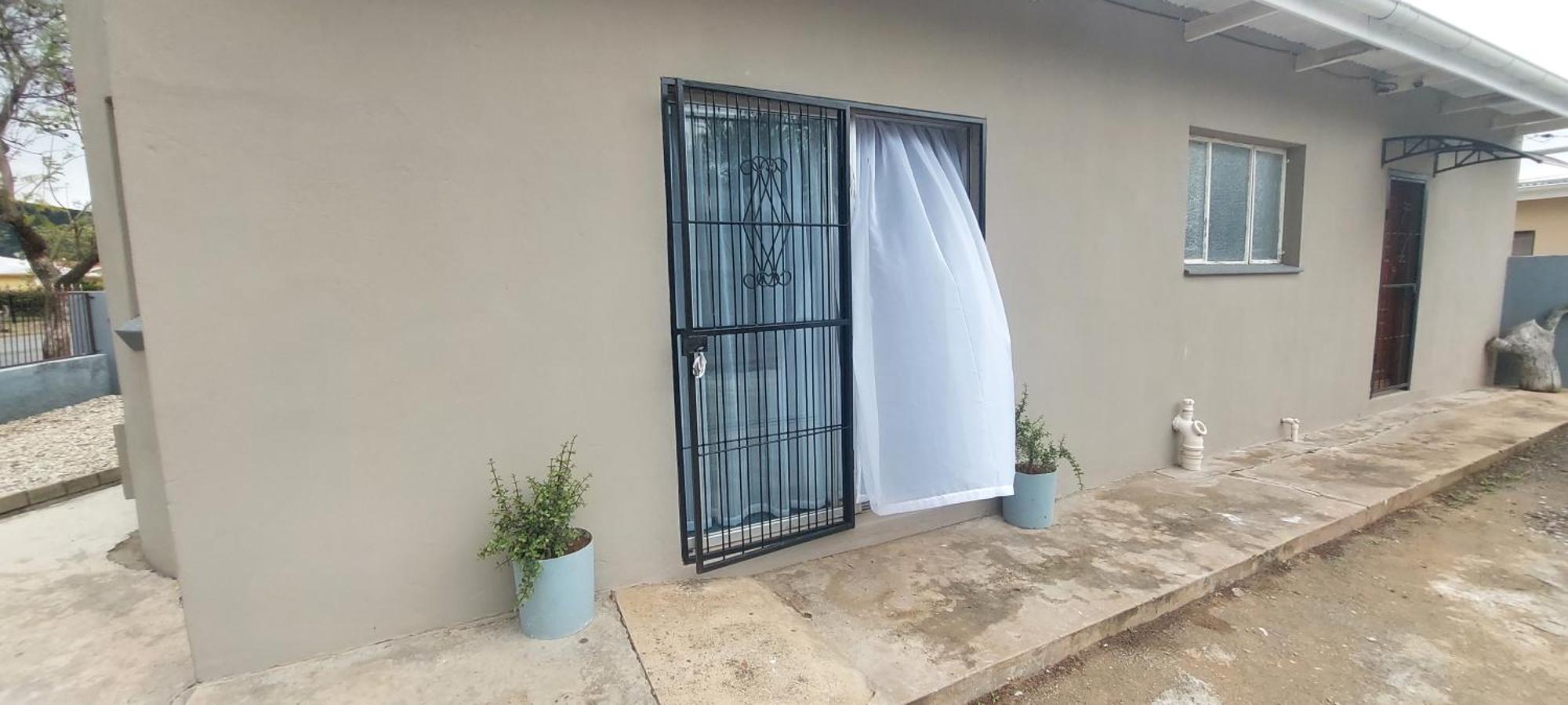 Tj Self-Catering Apartamento Graaff-Reinet Quarto foto