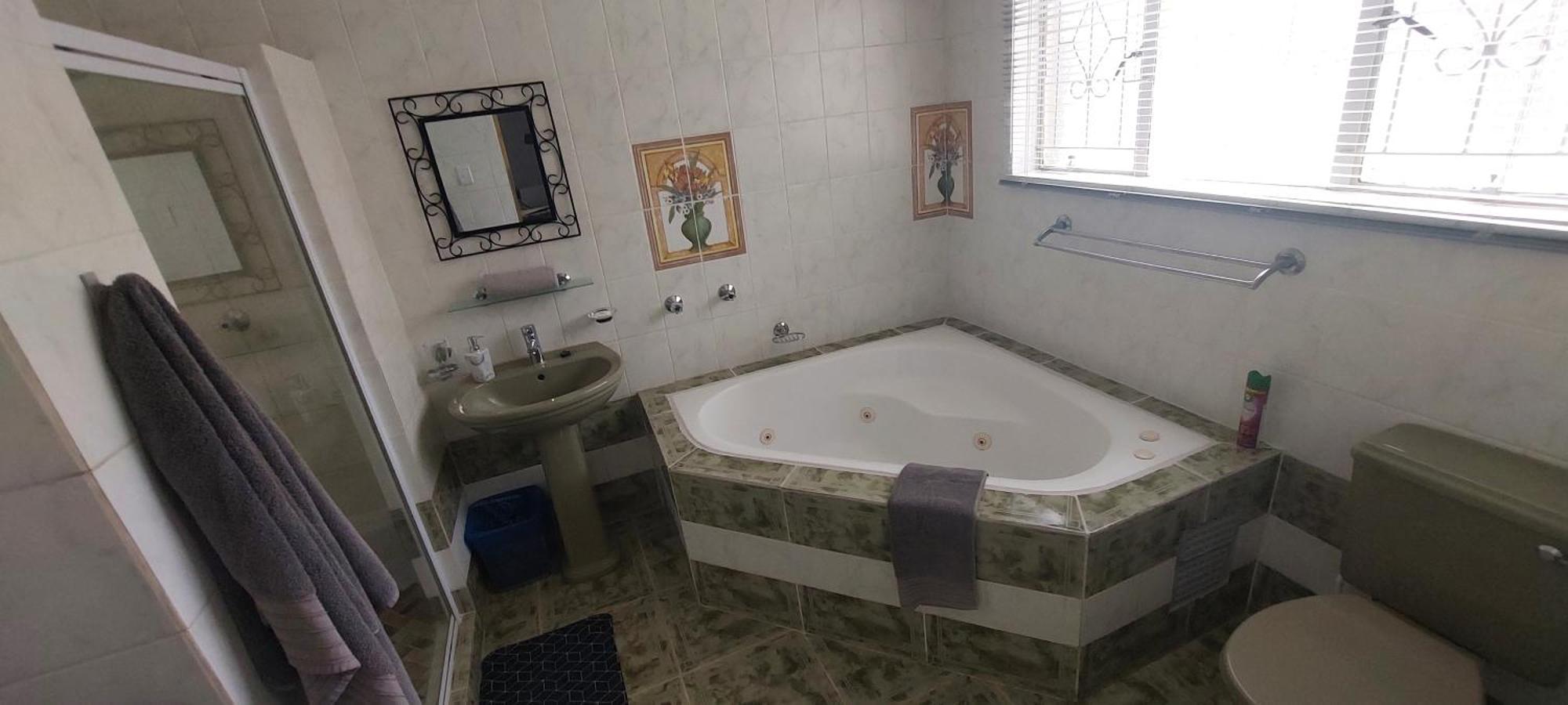 Tj Self-Catering Apartamento Graaff-Reinet Quarto foto